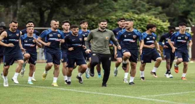 Kayserispor’da 10 futbolcunun sözleşmesi sona erdi.