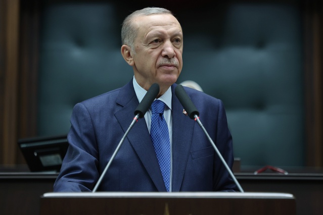 Cumhurbaşkanı Erdoğan: 'Samimiyseniz, yeni yasama yılında başörtüsünü anayasa ile teminat altına alalım''