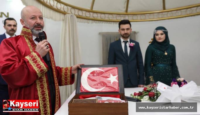 Evlenen çiftlere nikah seti