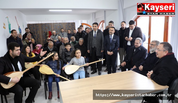 Özhaseki, müzik okulunu gezdi