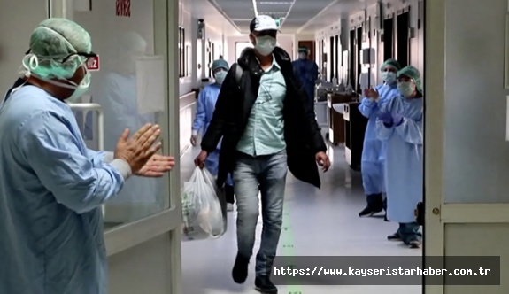 Erciyes Üniversitesi Tıp Fakültesi Hastanelerinden Covid-19’lu Bir Hasta Daha Taburcu Edildi