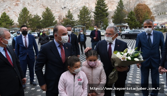 Başkan Büyükkılıç`tan Akkışla’ya Okul  Müjdesi