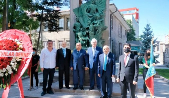 Kayseri Lisesi Mezunları: "Kurtuluş Mücadelesinde Öğrencileriyle Üzerine Düşen Vazifeyi Yaptı"