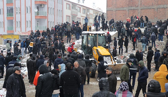 Depremin ardından 31 isme gözaltı kararı