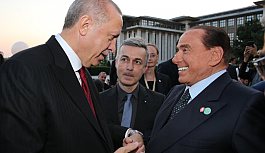 Silvio Berlusconi hayatını kaybetti